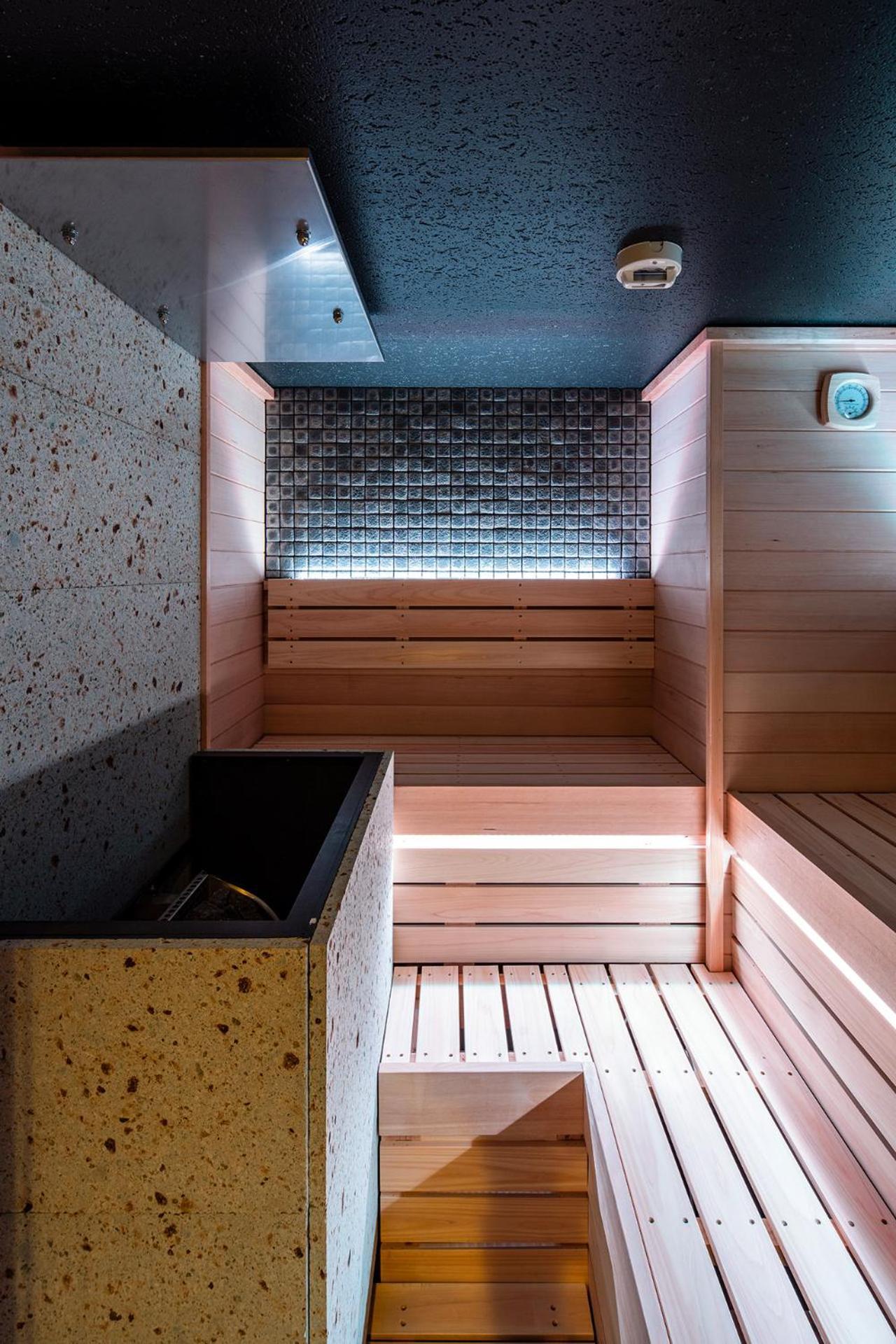 Section L Tsukiji Aparthotel Tokyo Bagian luar foto